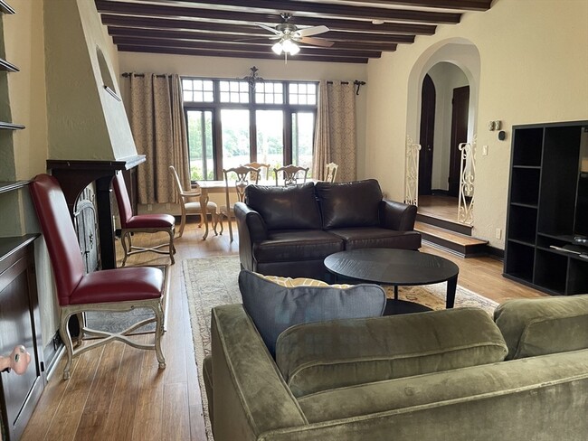 Building Photo - 108 Dexter Rd