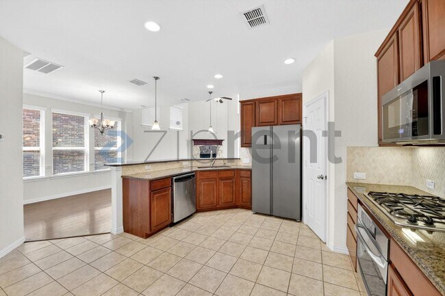 Building Photo - 3408 Porter Creek Dr