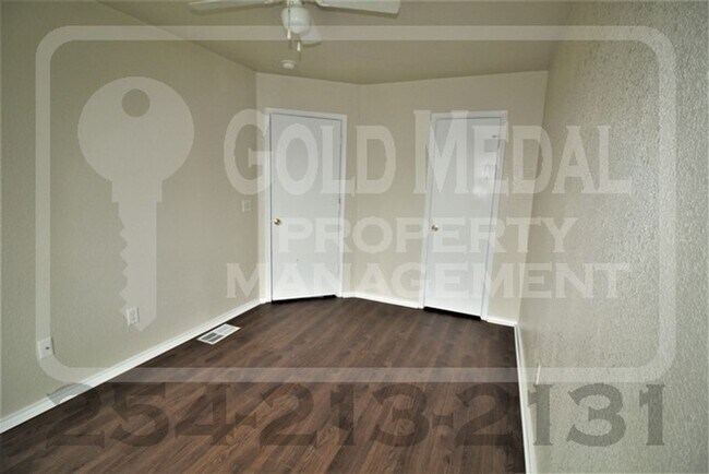 Building Photo - 4008 Pilgram Dr