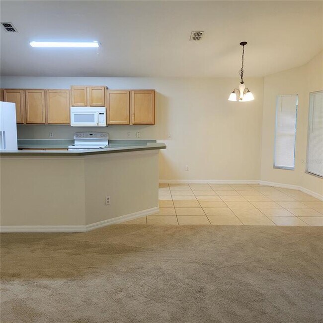 Building Photo - 9012 Sandwood Way