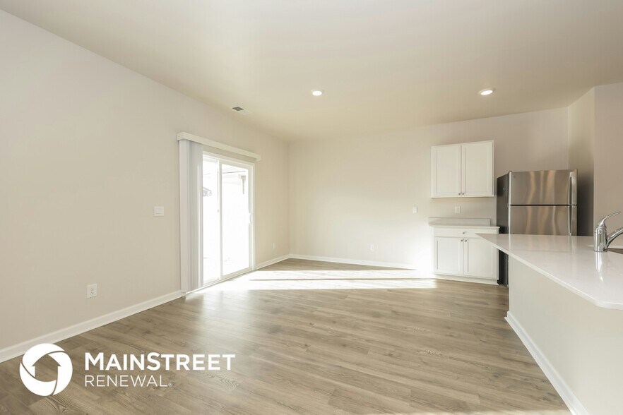 Building Photo - 1814 Wellwood LN