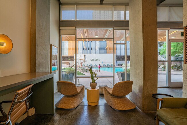 Building Photo - 814 N 4th St