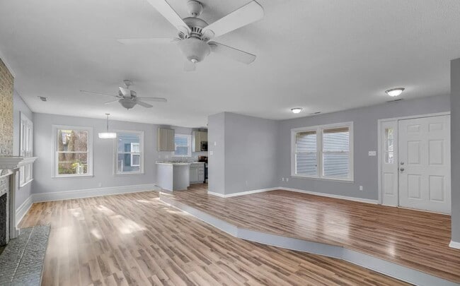 Building Photo - 2456 Saddleridge Dr