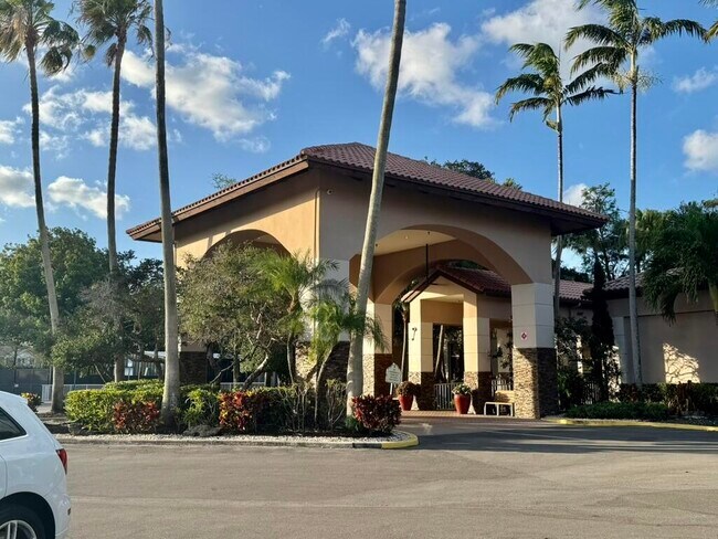 Building Photo - 10577 Santa Laguna Dr