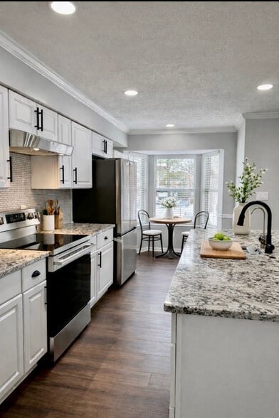 Building Photo - 13937 Big Yankee Ln