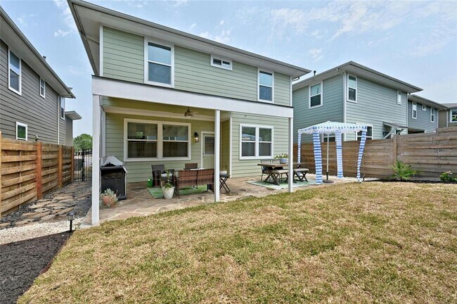 Building Photo - 2200 Capulet St