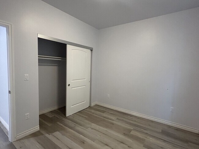 Building Photo - 210 E Haven Ave