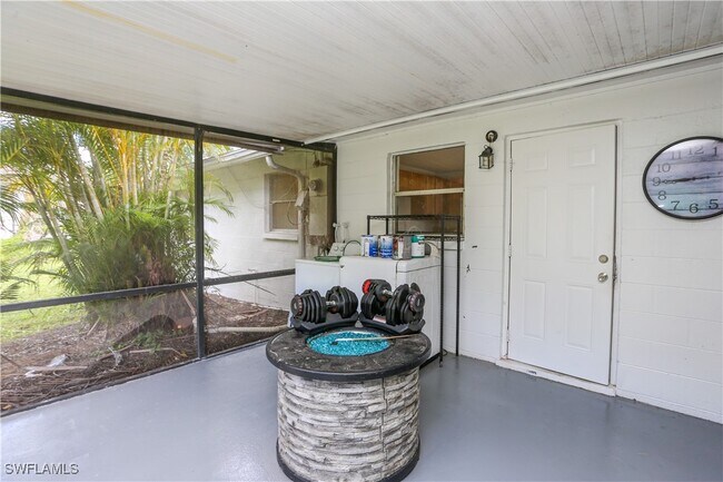 Building Photo - 5761 Lancewood Way