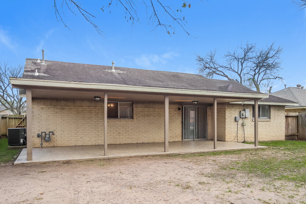 Building Photo - 2007 Deerhurst Ln