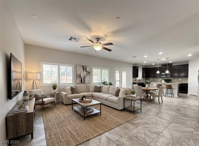 Building Photo - 132 Dunblane St