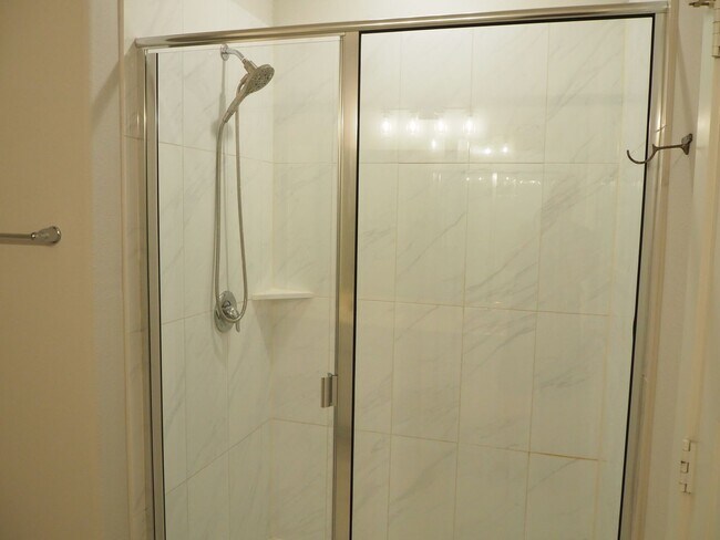 Building Photo - 2502 Sun Grove Rd