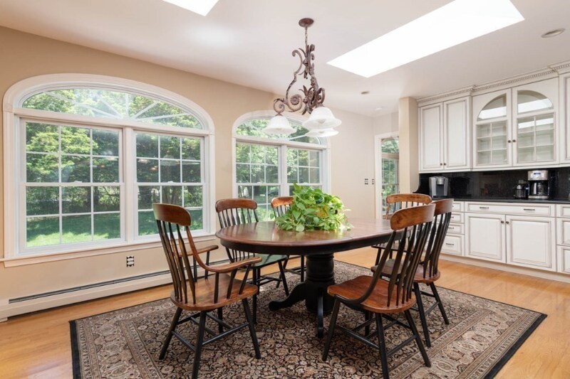 Building Photo - 4 Elliston Rd