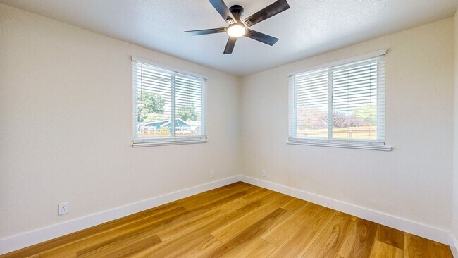 Building Photo - Bright Newly Refurbished Two Bedroom One Bath Single Family Home