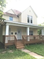 Building Photo - 218 E 5th St