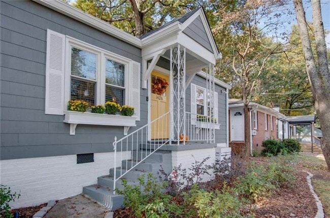 Building Photo - 1426 Clermont Ave