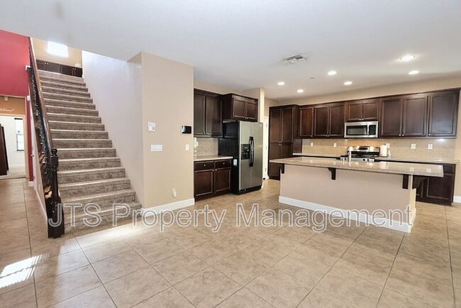 Building Photo - 1427 Bicker Cir