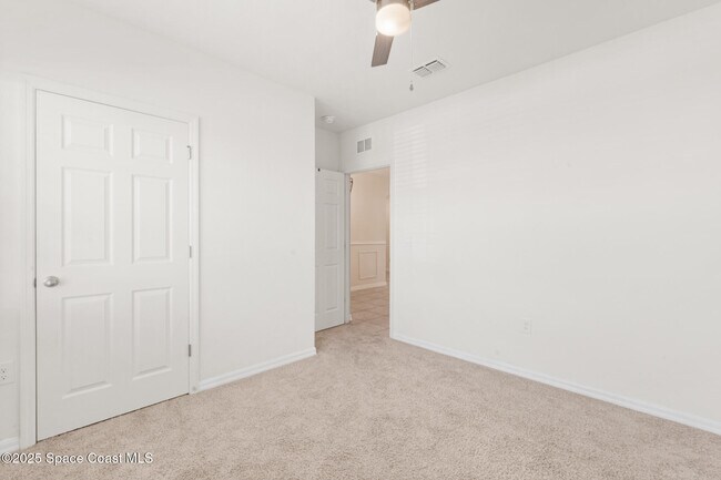 Building Photo - 1854 Capital Dr