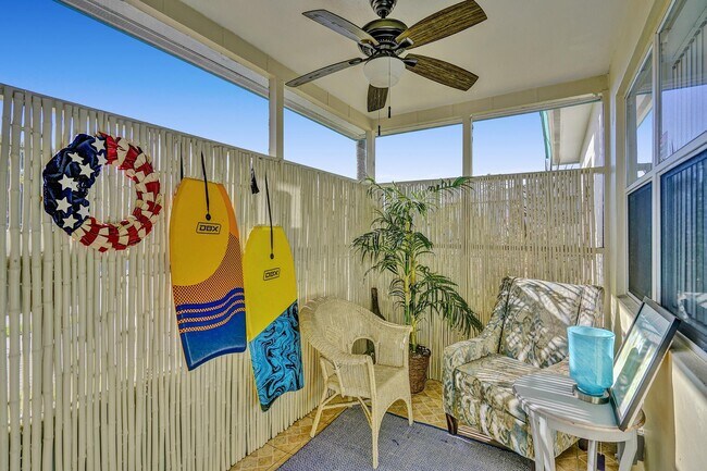 Building Photo - 1417 N Andrews Ave