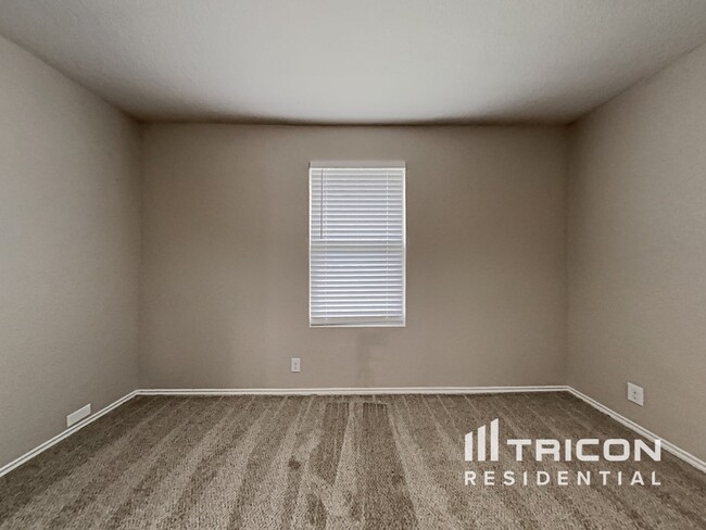 Building Photo - 6831 Freedom Ridge