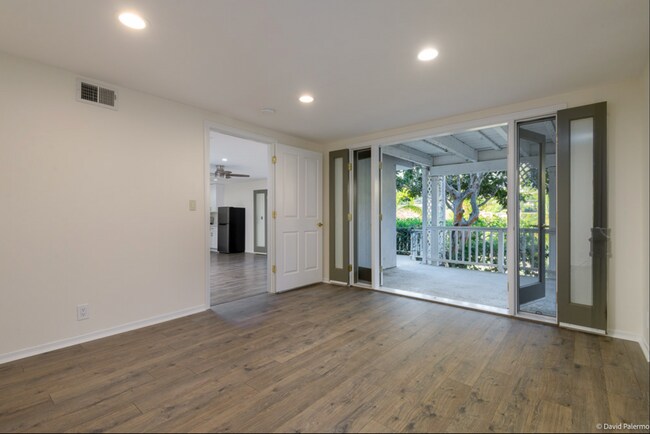 Building Photo - 2822 Ben Lomond Dr