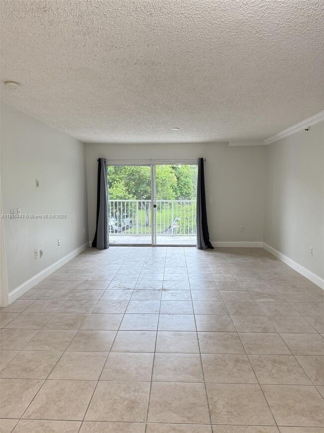 Building Photo - 5015 Wiles Rd