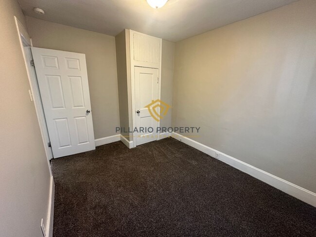 Building Photo - Stylish & Updated 3 Bedroom / 1.5 Bath Home – Move-In Ready!