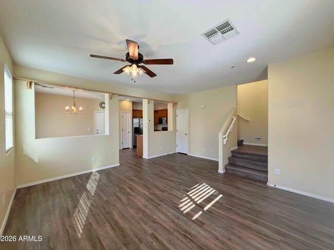 Building Photo - 1727 E Joseph Way