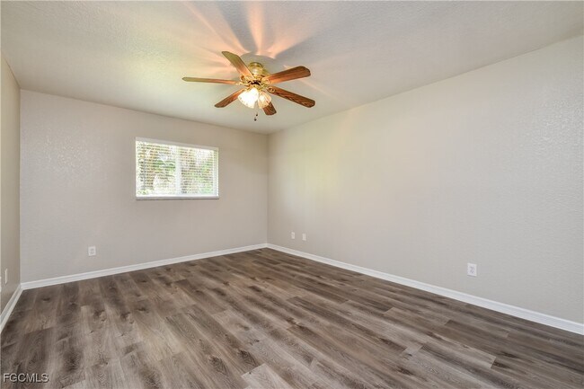 Building Photo - 2645 Vogler Ln