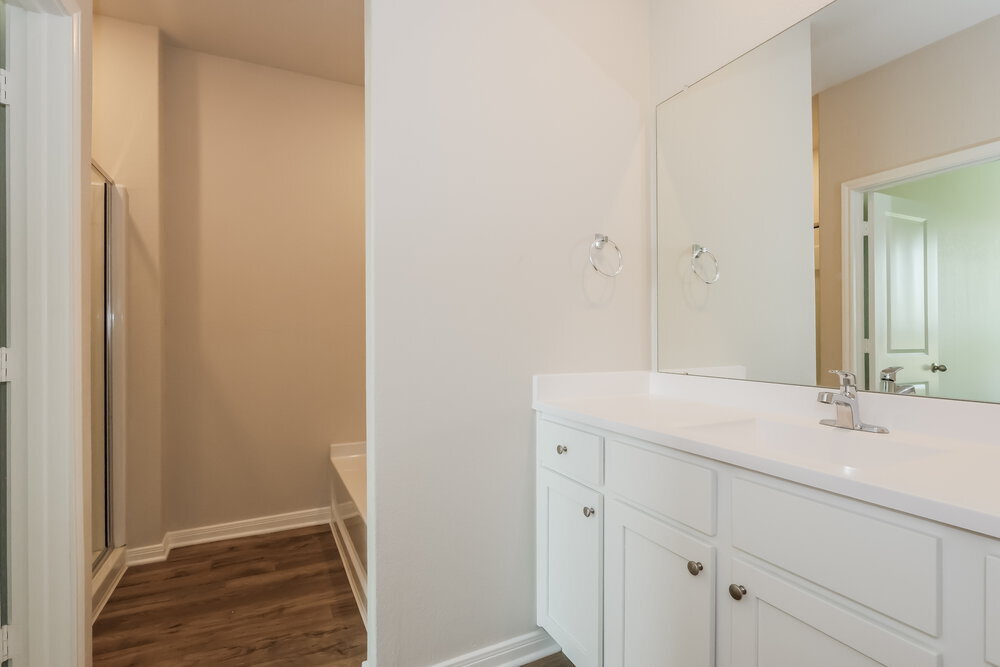 Building Photo - 15652 Plum Brk Dr