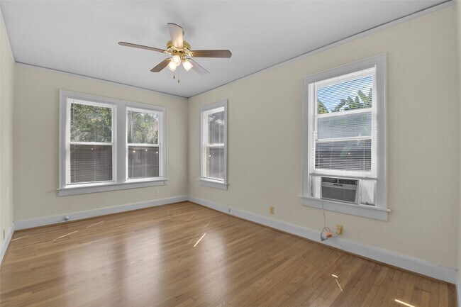 Building Photo - 436 Westmoreland St