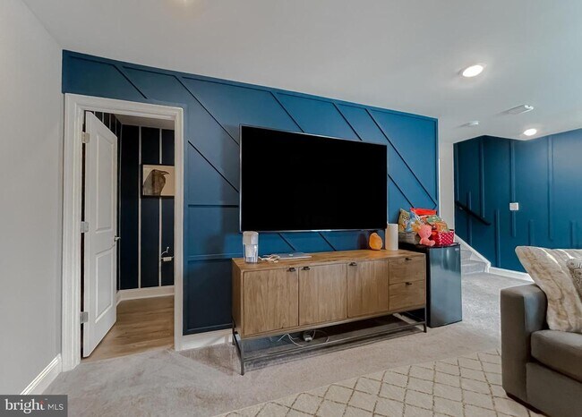 Building Photo - 23810 Myrtle Glen Way