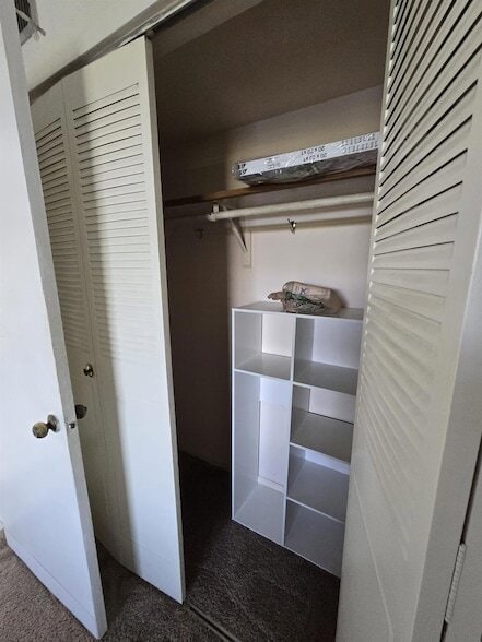 Building Photo - 5335 NW 10th Ct