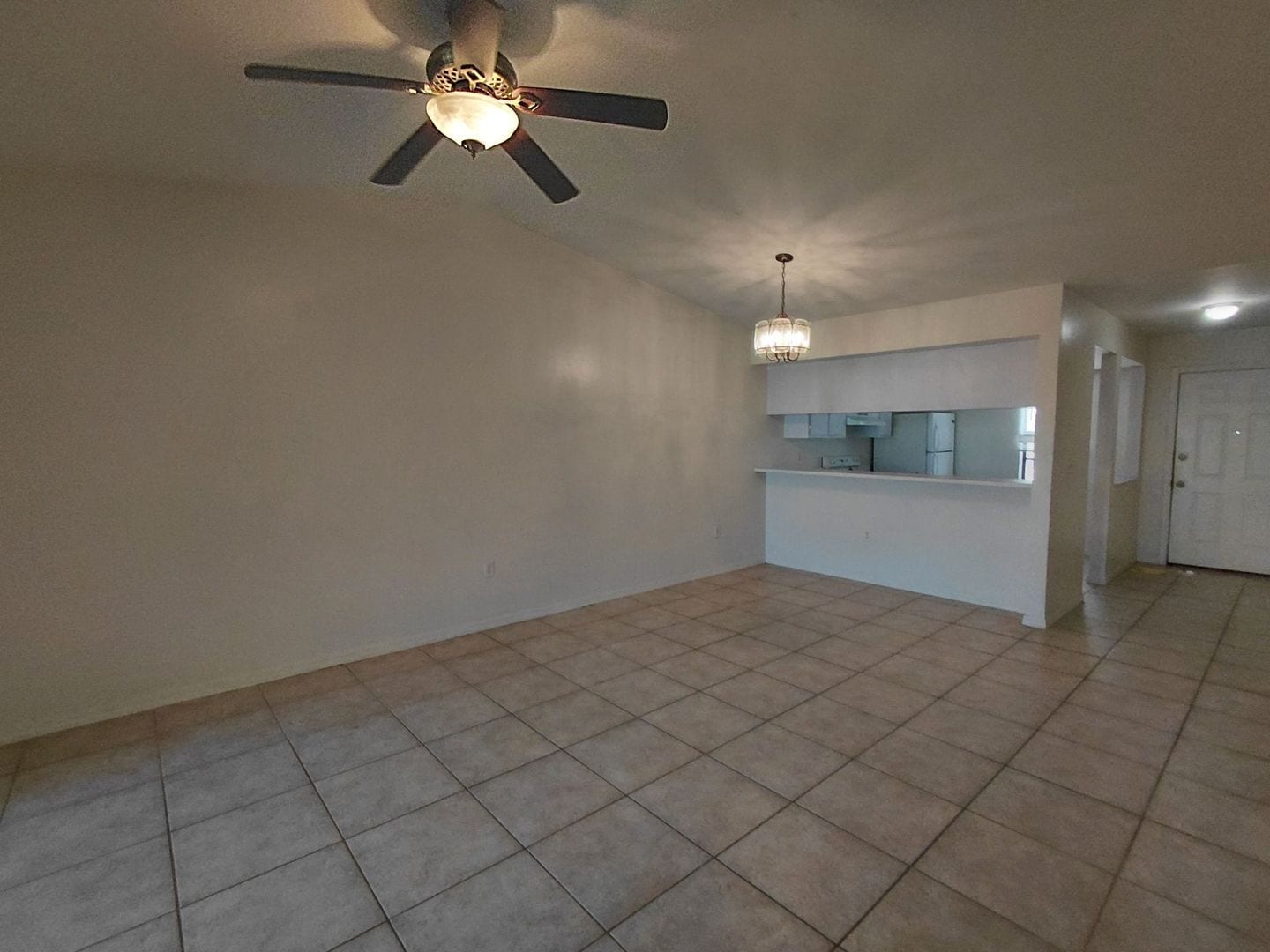 Building Photo - 4920 Chiquita Blvd S