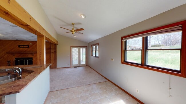 Building Photo - 3922 Ridgedale Dr