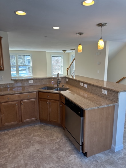 Building Photo - 0 Village Dr