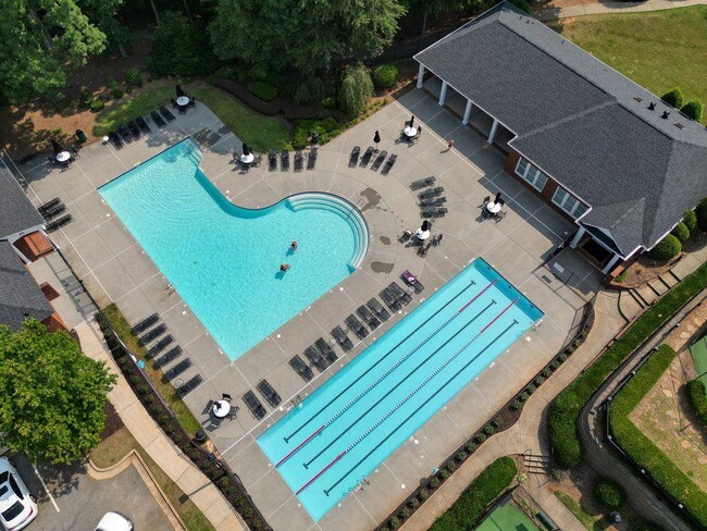 Building Photo - 3803 Waters Edge Trail