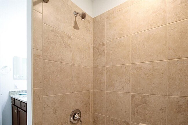 Building Photo - 16904 Vardon Ter