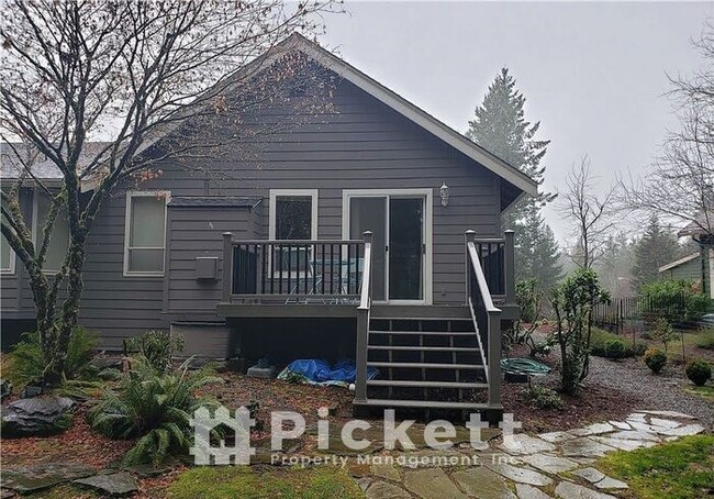 Building Photo - 3 Bedroom Rambler in McCormick Woods!