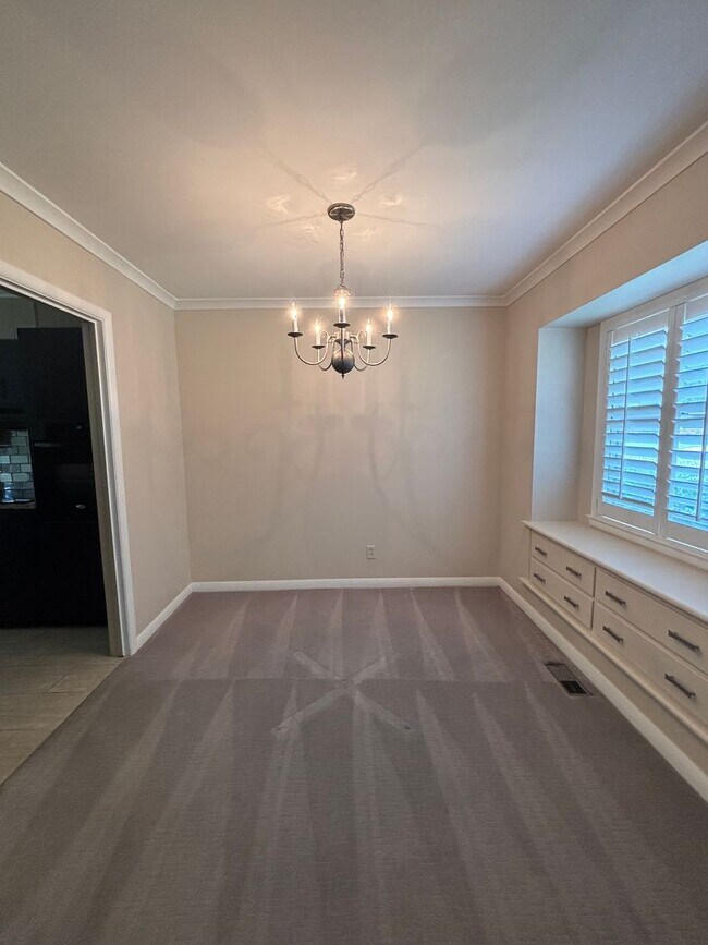 Building Photo - A House For Rent Does Not Come For Rent Ve...