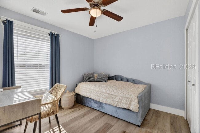 Building Photo - 225 University Pkwy