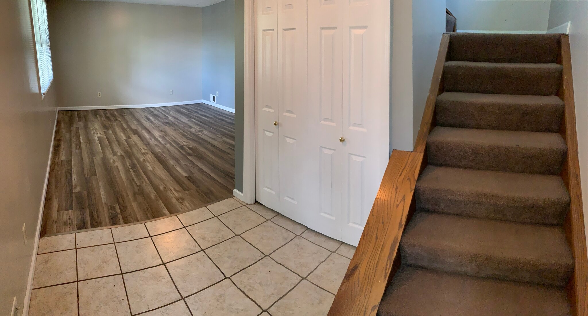 Living Room - 840 Cayton St