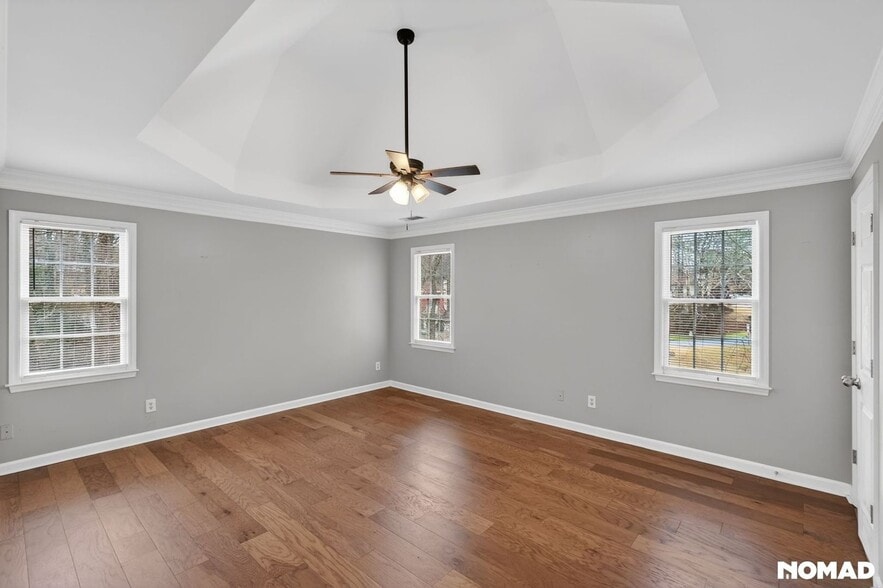 Building Photo - 4879 Farm Valley Dr NE