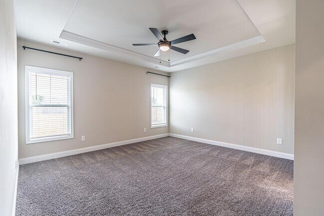 Building Photo - 151 Titleist Ct