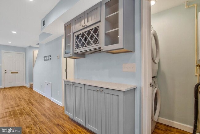 Building Photo - 3605 Edison St