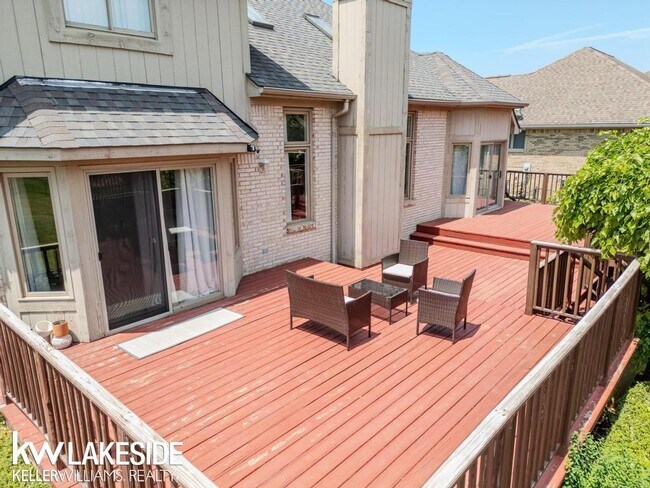 Building Photo - 51460 Blue Spruce Dr