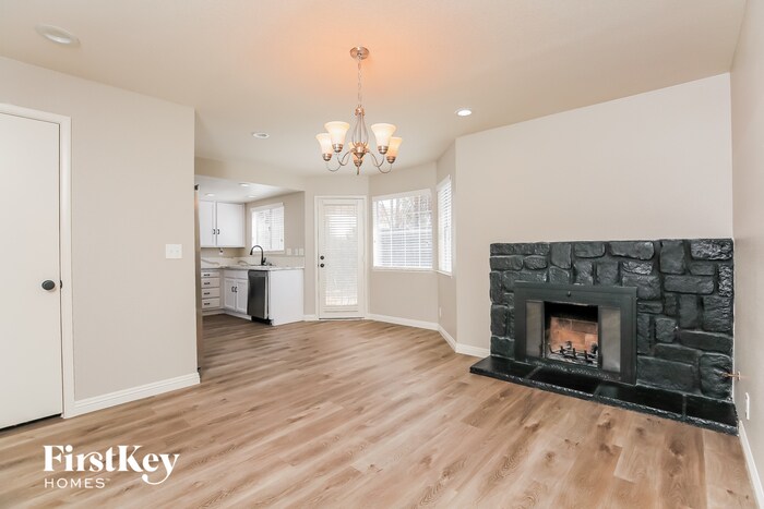 Building Photo - 1113 Passion Flower Cir