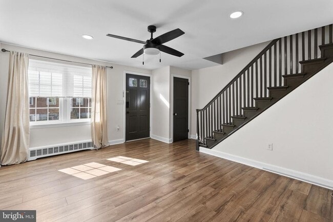 Building Photo - 720 Shaw Ave