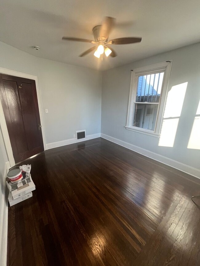 Building Photo - Beautiful Character in this Two Bedroom!