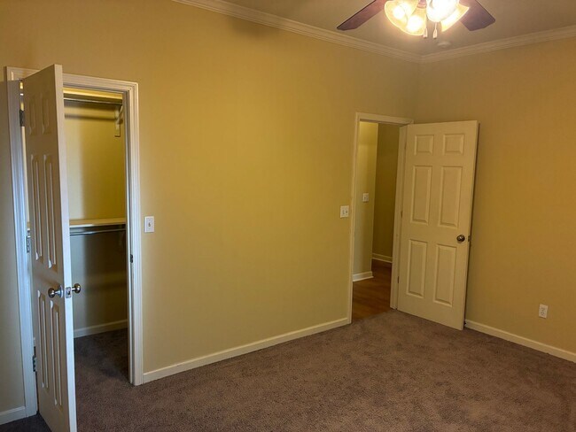 Building Photo - 97 Cypress Gln