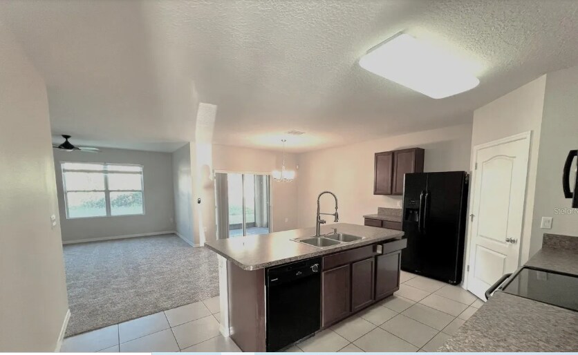 Building Photo - 3045 Sangria St